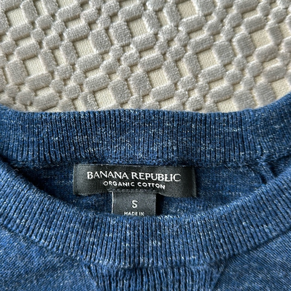 Banana Republic light cotton sweater